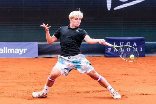 BMW Open München ATP, Tennis Herren 500; 13.04.2025 Diego Dedura-Palomero (Deutschland) im Match gegen Alexander Bublik (Kasachstan) BMW Open by Bitpanda München ATP 500: Tag 2, München, MTTC Iphitos am 13.04.2025 Copyright: xBEAUTIFULxSPORTS Wunderlx