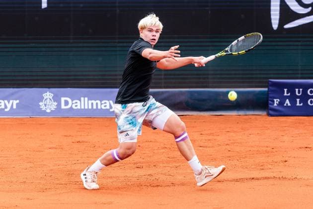BMW Open München ATP, Tennis Herren 500; 13.04.2025 Diego Dedura-Palomero (Deutschland) im Match gegen Alexander Bublik (Kasachstan) BMW Open by Bitpanda München ATP 500: Tag 2, München, MTTC Iphitos am 13.04.2025 Copyright: xBEAUTIFULxSPORTS Wunderlx