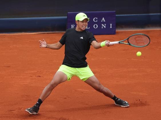13.04.2025, BMW Open 2025, ATP, Tennis Herren Tour 500, MTTC Iphitos, Muenchen, Tennis, im Bild: Learner Tien (USA)