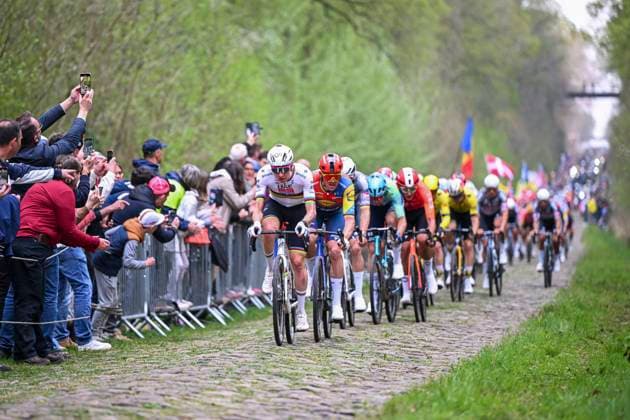 Paris Roubaix 2025 Cycling Race Roubaix, France - April 13 : Pedersen Mads (DEN) of Lidl - Trek, Pogacar Tadej (SLO) of UAE Team Emirates - XRG leading the peloton in the Trouee d Arenberg during the 122nd edition of Paris Roubaix an UCI World Tour cycling race for Men Elite of 259,7 kms with start in Compiegne and finish at the Velodrome Andre-Petrieux in Roubaix on April 13, 2025 in Roubaix, France, 13 04 2025 ( Motordriver Kenny Verfaillie - Roubaix France  Copyright: xVincentxKalutx