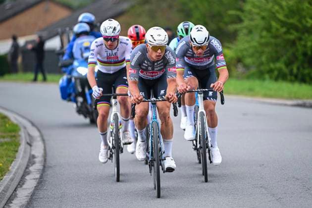 Paris Roubaix 2025 Cycling Race Roubaix, France - April 13 : Pedersen Mads (DEN) of Lidl - Trek, Pogacar Tadej (SLO) of UAE Team Emirates - XRG, Philipsen Jasper (BEL) of Alpecin-Deceuninck, Van Der Poel Mathieu (NED) of Alpecin - Deceuninck, Bissegger Stefan (SUI) of Decathlon AG2R La Mondiale Team in the escape pack during the 122nd edition of Paris Roubaix an UCI World Tour cycling race for Men Elite of 259,7 kms with start in Compiegne and finish at the Velodrome Andre-Petrieux in Roubaix on April 13, 2025 in Roubaix, France, 13 04 2025 ( Motordriver Kenny Verfaillie - Roubaix France  Copyright: xVincentxKalutx