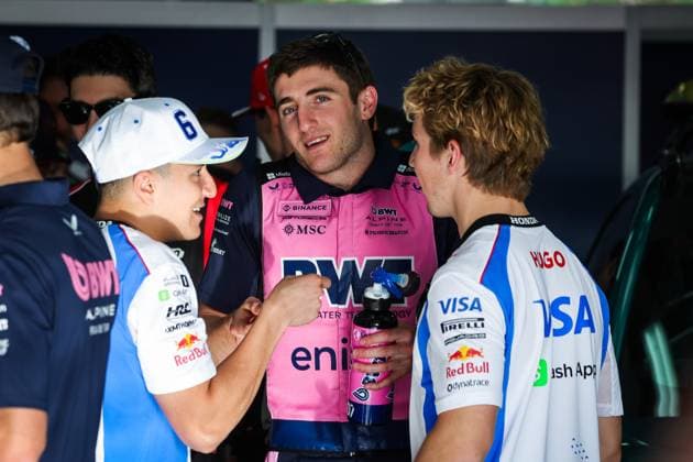 F1 - BAHRAIN GRAND PRIX 2025 HADJAR Isack (fra), Visa Cash App RB F1 Team VCARB02, DOOHAN Jack (aus), Alpine F1 Team A525, LAWSON Liam (nzl), Visa Cash App RB F1 Team VCARB02, portrait during the Formula 1 Gulf Bahrain Grand Prix 2025, 4th round of the 2025 FIA Formula One World Championship, WM, Weltmeisterschaft from April 11 to 13, 2025 on the Bahrain International Circuit, in Sakhir, Bahrain - SakhirBahrain  Copyright: xFLORENTxGOODENx