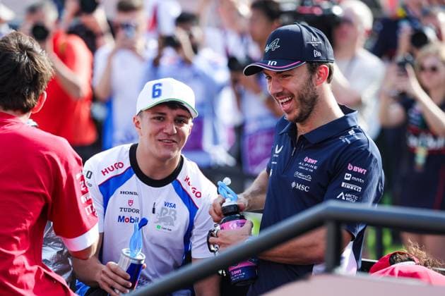 F1 - BAHRAIN GRAND PRIX 2025 HADJAR Isack (fra), Visa Cash App RB F1 Team VCARB02, GASLY Pierre (fra), Alpine F1 Team A525, portrait during the Formula 1 Gulf Bahrain Grand Prix 2025, 4th round of the 2025 FIA Formula One World Championship, WM, Weltmeisterschaft from April 11 to 13, 2025 on the Bahrain International Circuit, in Sakhir, Bahrain - SakhirBahrain  Copyright: xFLORENTxGOODENx