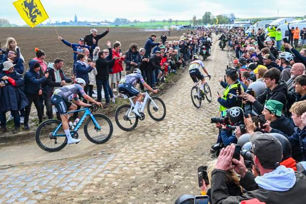 Paris Roubaix 2025 Cycling Race Roubaix, France - April 13 : Illustration picture of the escape pack, Philipsen Jasper (BEL) of Alpecin-Deceuninck, Van Der Poel Mathieu (NED) of Alpecin - Deceuninck, Pogacar Tadej (SLO) of UAE Team Emirates - XRG during the 122nd edition of Paris Roubaix an UCI World Tour cycling race for Men Elite of 259,7 kms with start in Compiegne and finish at the Velodrome Andre-Petrieux in Roubaix on April 13, 2025 in Roubaix, France, 13 04 2025 ( Motordriver Kenny Verfaillie - Roubaix France  Copyright: xVincentxKalutx