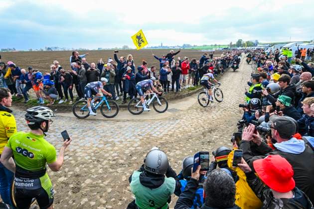 Paris Roubaix 2025 Cycling Race Roubaix, France - April 13 : Illustration picture of the escape pack, Philipsen Jasper (BEL) of Alpecin-Deceuninck, Van Der Poel Mathieu (NED) of Alpecin - Deceuninck, Pogacar Tadej (SLO) of UAE Team Emirates - XRG during the 122nd edition of Paris Roubaix an UCI World Tour cycling race for Men Elite of 259,7 kms with start in Compiegne and finish at the Velodrome Andre-Petrieux in Roubaix on April 13, 2025 in Roubaix, France, 13 04 2025 ( Motordriver Kenny Verfaillie - Roubaix France  Copyright: xVincentxKalutx