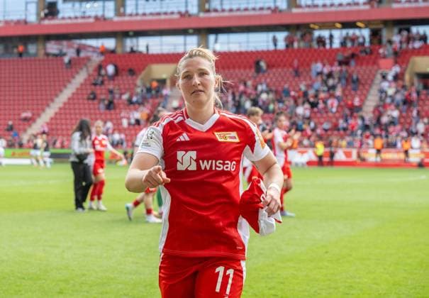 Fußball, Frauen, Saison 2024 2025, 2. Frauen-Bundesliga (21. Spieltag), 1. FC Union Berlin - FC Ingolstadt 04, Dina Orschmann (1. Frauen 1. FC Union), Jubel nach dem Abpfiff, 13.04. 2025, Copyright: xMatthiasxKochx