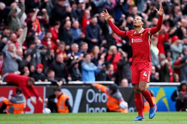 Liverpool FC v West Ham United FC - Premier League Virgil van Dijk of Liverpool celebrates after winning the Premier League match between Liverpool FC and West Ham United FC at Anfield on April 13, 2025 in Liverpool, England. Liverpool Anfield England United Kingdom Copyright: xEdxSykes Sportsphoto APLx 14125128