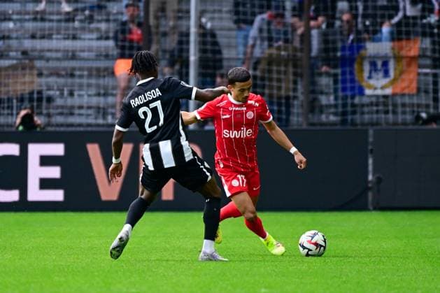 FOOTBALL : Angers vs Montpellier - Ligue 1 - 13 04 2025 Theo SAINTE LUCE ( 17 - Montpellier ) and Lilian RAOLISOA ( 27 - Angers ) during the Ligue 1 match between Angers SCO and Montpellier HSC at Stade Raymond Kopa on April 13, 2025 in Angers, France. ( Photo by Dante Badano PsnewZ ) - AngersFrance  Copyright: xDantexBadanox