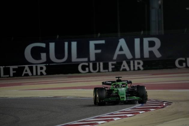 13.04.2025, Bahrain International Circuit, Sakhir, Formula 1 Gulf Air Bahrain Grand Prix 2025 ,im Bild Nico Hülkenberg (DEU), Stake F1 Team Kick Sauber (Photo by Hasan Bratic DeFodi Images)