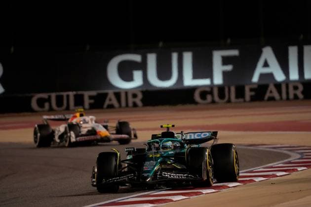 13.04.2025, Bahrain International Circuit, Sakhir, Formula 1 Gulf Air Bahrain Grand Prix 2025 ,im Bild Fernando Alonso (ESP), Aston Martin Aramco Cognizant Formula One Team (Photo by Hasan Bratic DeFodi Images)