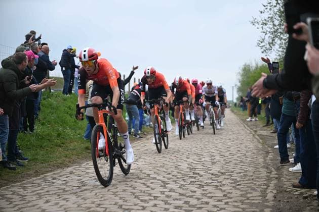 13-04-2025 Paris - Roubaix; 2025, Ineos Grenadiers; Troisvilles A Inchy; 
