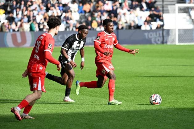 Angers SCO v Montpellier Herault SC - Ligue 1 McDonald s 2024 2025 03 Jacques EKOMIE (sco) - 49 Wilfried Chancy NDOLLO BILLE (mhsc) during the Ligue 1 McDonald s match between Angers and Montpellier at Stade Raymond Kopa on April 13, 2025 in Angers, France. Angers France  Copyright: xFEPx 776306824