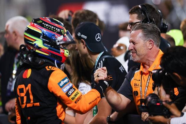 F1 - BAHRAIN GRAND PRIX 2025 PIASTRI Oscar (aus), McLaren F1 Team MCL39, portrait and BROWN Zak (usa), CEO of of McLaren Racing, portrait during the Formula 1 Gulf Bahrain Grand Prix 2025, 4th round of the 2025 FIA Formula One World Championship, WM, Weltmeisterschaft from April 11 to 13, 2025 on the Bahrain International Circuit, in Sakhir, Bahrain - SakhirBahrain  Copyright: xEricxAlonsox