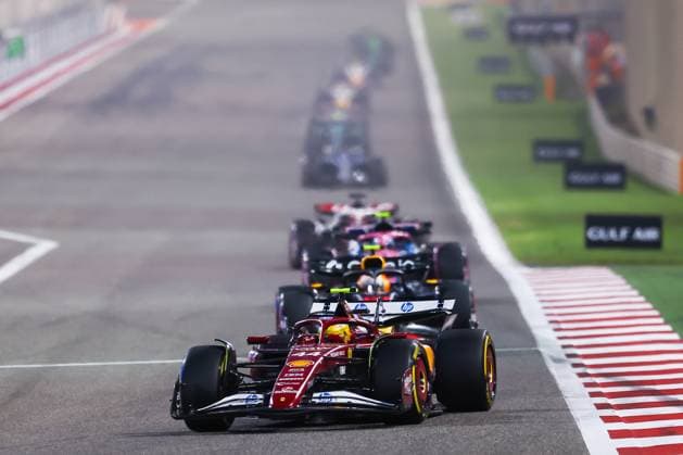 F1 - BAHRAIN GRAND PRIX 2025 44 HAMILTON Lewis (gbr), Scuderia Ferrari SF-25, action during the Formula 1 Gulf Bahrain Grand Prix 2025, 4th round of the 2025 FIA Formula One World Championship, WM, Weltmeisterschaft from April 11 to 13, 2025 on the Bahrain International Circuit, in Sakhir, Bahrain - SakhirBahrain  Copyright: xEricxAlonsox
