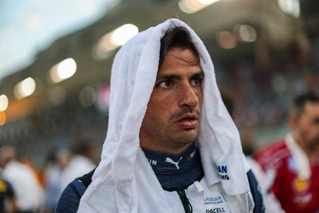 F1 - BAHRAIN GRAND PRIX 2025 SAINZ Carlos (spa), Williams Racing FW47, portrait during the Formula 1 Gulf Bahrain Grand Prix 2025, 4th round of the 2025 FIA Formula One World Championship, WM, Weltmeisterschaft from April 11 to 13, 2025 on the Bahrain International Circuit, in Sakhir, Bahrain - SakhirBahrain  Copyright: xXavixBonillax