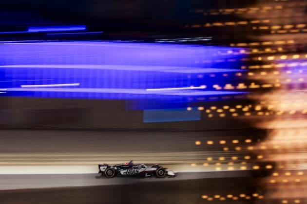 F1 - BAHRAIN GRAND PRIX 2025 87 BEARMAN Ollie Oliver (gbr), Haas F1 Team VF-25 Ferrari, action during the Formula 1 Gulf Bahrain Grand Prix 2025, 4th round of the 2025 FIA Formula One World Championship, WM, Weltmeisterschaft from April 11 to 13, 2025 on the Bahrain International Circuit, in Sakhir, Bahrain - SakhirBahrain  Copyright: xXavixBonillax