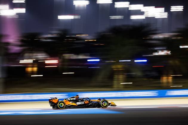 F1 - BAHRAIN GRAND PRIX 2025 81 PIASTRI Oscar (aus), McLaren F1 Team MCL39, action during the Formula 1 Gulf Bahrain Grand Prix 2025, 4th round of the 2025 FIA Formula One World Championship, WM, Weltmeisterschaft from April 11 to 13, 2025 on the Bahrain International Circuit, in Sakhir, Bahrain - SakhirBahrain  Copyright: xFLORENTxGOODENx
