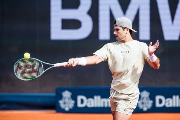 BMW Open München ATP, Tennis Herren 500; 14.04.2025 Marcos Giron (USA) im Match gegen Miomir Kecmanovic (Serbien) BMW Open by Bitpanda München ATP 500: Tag 3, München, MTTC Iphitos am 14.04.2025 Copyright: xBEAUTIFULxSPORTS Wunderlx