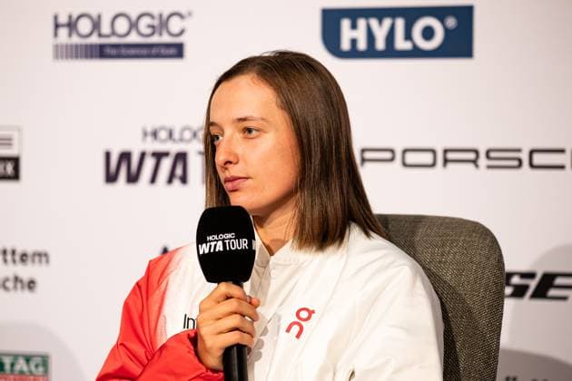 Iga Swiatek (POL) beim Interview GER, Porsche Tennis Grand Prix GP Stuttgart 2025, WTA500, 14.04.2025 GER, Porsche Tennis Grand Prix GP Stuttgart 2025, WTA500, 14.04.2025 Stuttgart Copyright: xEibner-Pressefoto RogerxBuerkex EP
