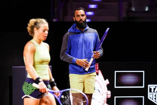 Laura Siegemund bei ihrem Training auf dem Centre Court hier mit ihrem Trainer Antonio Zucca. GER, Porsche Tennis Grand Prix GP Stuttgart 2025, WTA500, 14.04.2025 GER, Porsche Tennis Grand Prix GP Stuttgart 2025, WTA500, 14.04.2025 Stuttgart Copyright: xEibner-Pressefoto RogerxBuerkex EP