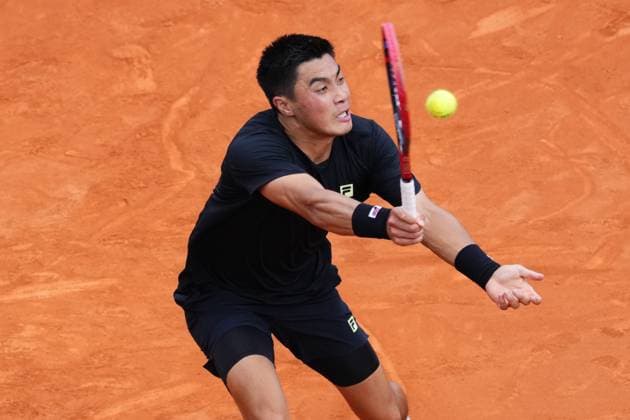 Barcelona, Spain, Barcelona Open Banc Sabadell 2025, ATP, Tennis Herren 500 match, Round of 32 between Pedro Martinez and Brandon Nakashima, Real Club de Tenis Barcelona, Barcelona, Spain, 14 abril 2025 Copyright: xBaguxBlancox xPressinphotox