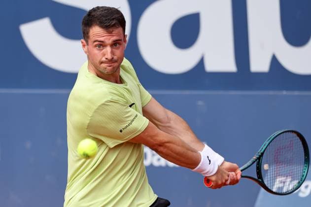 Barcelona Open Banc Sabadell 2025 - Day One Pedro Martinez plays during the match against Brandon Nakashima on Day 1 of the Barcelona Open Banc Sabadell, 72nd Conde de Godo Trophy, at the Real Club Tennis Barcelona 1899, in Barcelona, Spain, on April 14, 2025. Barcelona Spain  Copyright: xUrbanandsportx originalFilename:urbanandsport-martinez250414_npxbn.jpg