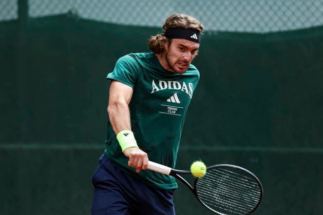 April 14, 2025, Barcelona, Barcelona, Spain: Stefanos Tsitsipas of Greece during training on day three of the Barcelona Open Banc Sabadell 2025 at Real Club De Tenis Barcelona on April 14, 2025 in Barcelona, Spain. Barcelona Spain - ZUMAa181 20250414_zaa_a181_043 Copyright: xJavierxBorregox