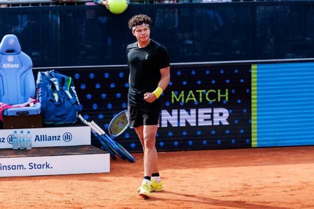 BMW Open München ATP, Tennis Herren 500; 14.04.2025 Ben Shelton (USA) jubelt nach dem Sieg im Match gegen Borna Gojo (Kroatien) BMW Open by Bitpanda München ATP 500: Tag 3, München, MTTC Iphitos am 14.04.2025 Copyright: xBEAUTIFULxSPORTS Wunderlx