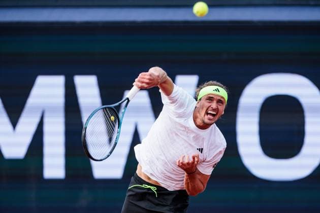 BMW Open München ATP, Tennis Herren 500; 14.04.2025 Alexander Zverev (Deutschland) im Match gegen Alexandre Muller (Frankreich) BMW Open by Bitpanda München ATP 500: Tag 3, München, MTTC Iphitos am 14.04.2025 Copyright: xBEAUTIFULxSPORTS Wunderlx
