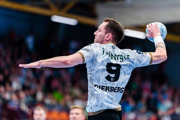 Julius Dierberg (HC Elbflorenz 2006, 09) GER, TuS N-Luebbecke vs. HC Elbflorenz 2006, Handball, 2. Bundesliga, 27. Spieltag, Spielzeit 2024 2025, 14.04.2025 GER, TuS N-Luebbecke vs. HC Elbflorenz 2006, Handball, 2. Bundesliga, 27. Spieltag, Spielzeit 2024 2025, 14.04.2025 Luebbecke