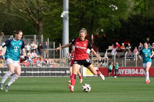 Leverkusen, Germany, April 14th 2025: Juliette Vidal (56 Bayer Leverkusen) in action during the Google Pixel Frauen-Bundesliga between Bayer Leverkusen and FC Köln at Ulrich-Haberland-Stadion in Leverkusen, Germany. (Qianru Zhang SPP) Copyright: xQianruxZhang SPPx spp-en-QiZh-DSC_0352