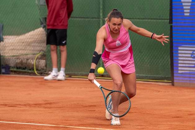 April 14, 2025, Madrid, Madrid, Spain: YLENA IN-ALBON (SUI) playing match of the X ITF W100 Villa de Madrid, at the Club de Campo Villa de Madrid on April 14, 2025. Madrid Spain - ZUMAc312 20250414_zsp_c312_062 Copyright: xOscarxManuelxSanchezx