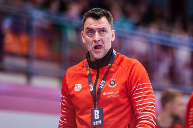 Piotr Przybecki (TuS N-Luebbecke, Trainer) GER, TuS N-Luebbecke vs. HC Elbflorenz 2006, Handball, 2. Bundesliga, 27. Spieltag, Spielzeit 2024 2025, 14.04.2025 GER, TuS N-Luebbecke vs. HC Elbflorenz 2006, Handball, 2. Bundesliga, 27. Spieltag, Spielzeit 2024 2025, 14.04.2025 Luebbecke