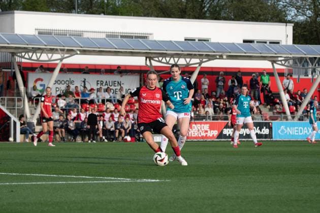 Leverkusen, Germany, April 14th 2025: Sofie Lena Zdebel (16 Bayer Leverkusen) and Taylor Ziemer (18 FC Köln) battle for the ball during the Google Pixel Frauen-Bundesliga between Bayer Leverkusen and FC Köln at Ulrich-Haberland-Stadion in Leverkusen, Germany. (Qianru Zhang SPP) Copyright: xQianruxZhang SPPx spp-en-QiZh-DSC_0637