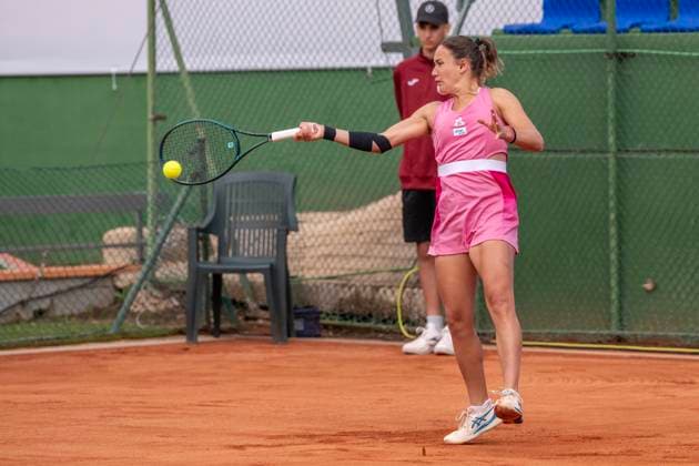 April 14, 2025, Madrid, Madrid, Spain: YLENA IN-ALBON (SUI) playing match of the X ITF W100 Villa de Madrid, at the Club de Campo Villa de Madrid on April 14, 2025. Madrid Spain - ZUMAc312 20250414_zsp_c312_084 Copyright: xOscarxManuelxSanchezx