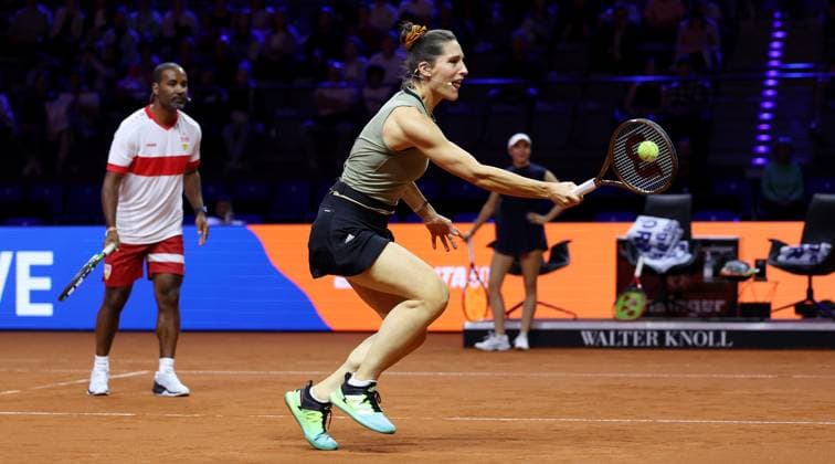 Stuttgart , Porsche Tennis Grand Prix , Doppel-Mixed-Showevent,, v.l. Cacau, Andrea Petkovic