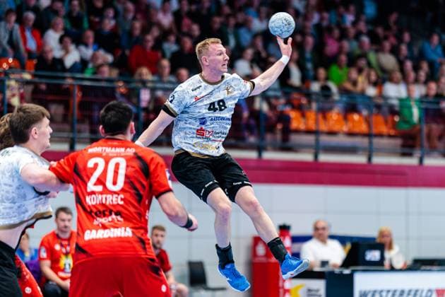 Julian Possehl (HC Elbflorenz 2006, 48) GER, TuS N-Luebbecke vs. HC Elbflorenz 2006, Handball, 2. Bundesliga, 27. Spieltag, Spielzeit 2024 2025, 14.04.2025 GER, TuS N-Luebbecke vs. HC Elbflorenz 2006, Handball, 2. Bundesliga, 27. Spieltag, Spielzeit 2024 2025, 14.04.2025 Luebbecke