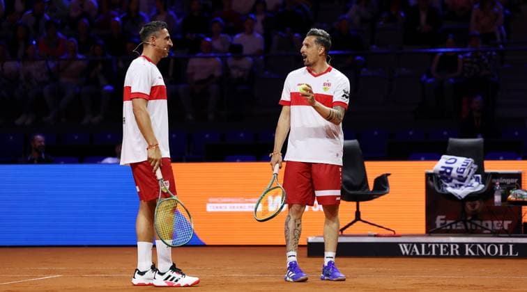 Stuttgart , Porsche Tennis Grand Prix , Doppel-Mixed-Showevent, v.l. Fernando Meira und Zdravko Kuzmanoviv