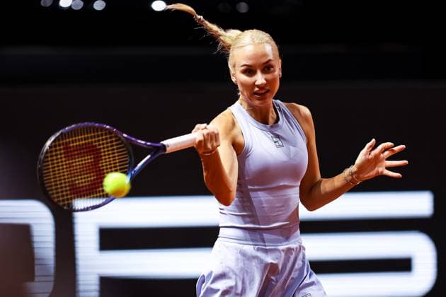 im Bild Anastasia Potapova Anastasia Potapova vs Clara Tauson DEN GER, Porsche Tennis Grand Prix GP Stuttgart 2025, WTA500, 14.04.2025 GER, Porsche Tennis Grand Prix GP Stuttgart 2025, WTA500, 14.04.2025 Stuttgart Copyright: xEibner-Pressefoto RogerxBuerkex EP