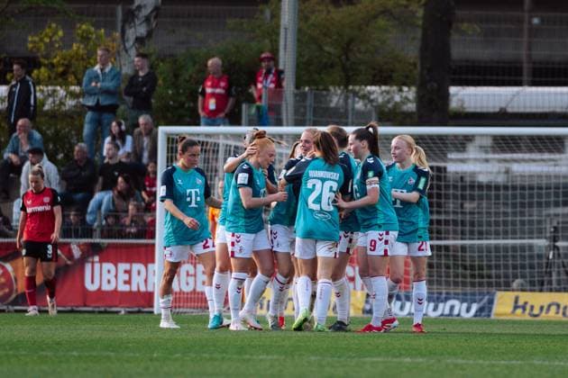 14.04.25, Frauen, Fussball, 1.BL, Saison 2024 2025, Bayer 04 Leverkusen - 1. FC Köln, 19. Spieltag 1.FC Köln Jubel über das 0:1 Tor von Taylor Ziemer 18 vom 1.FC Koeln Leverkusen Ulrich-Haberland-Stadion NRW Deutschland