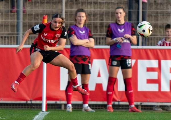 Estrella Merino Gonzalez (Bayer 04 Leverkusen, 20) 14.04.2025, Bayer Leverkusen - 1. FC Köln, Fussball, Google Pixel Frauen-Bundesliga, GER, Leverkusen, Ulrich Haberland Stadion, Saison 24 25, 19. Spieltag DFL regulations prohibit any use of photographs as image sequences and or quasi-video. Copyright: HMBxMedia xMarcoxBader