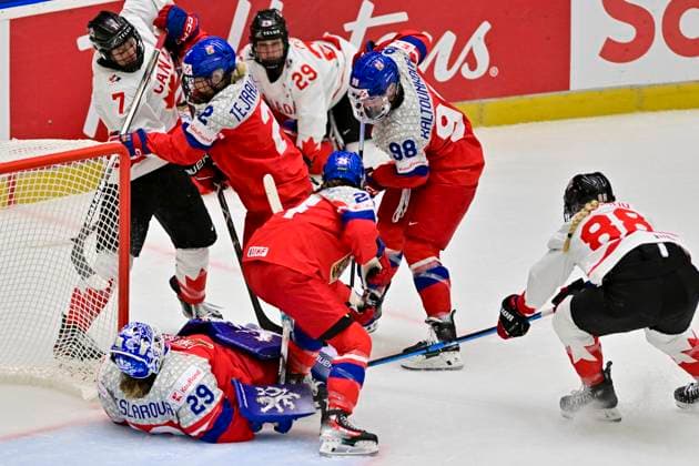 Goalkeeper Klara Peslarova (CZE; down left) in action during the IIHF Women s World Championship, WM, Weltmeisterschaft Group A, match Czechia vs Canada, in Ceske Budejovice, Czech Republic, on April 14, 2025. (CTKxPhoto VaclavxPancer) CTKPhotoP2025041407439  CTKPhotoP2025041407439
