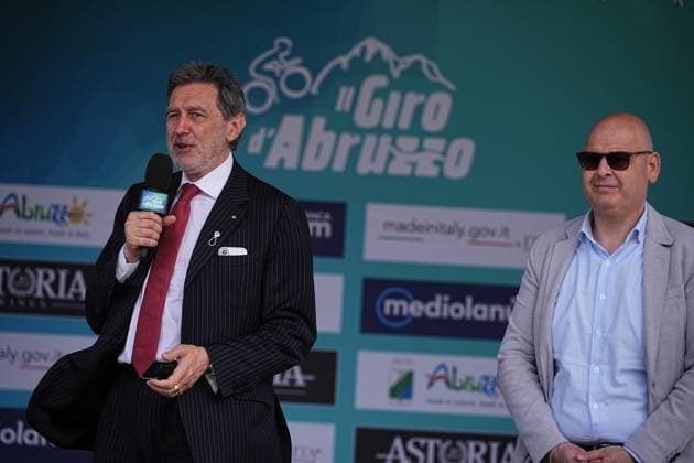 Abruzzo region president Marco Marsiglio with Cerni mayor Daniele Carlucci during the Giro d™Abruzzo, stage 1 from Scerni to Crecchio (151 km) - Abruzzo, Italy - Tuesday, April 15, 2025. - cycling .  Copyright: xMarcoxAlpozzi LaPressex