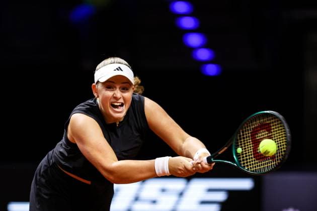 im Bild Jelena OSTAPENKO LAT Jelena OSTAPENKO LAT vs Dayana YASTREMSKA UKR GER, Porsche Tennis Grand Prix GP Stuttgart 2025, WTA500, 15.04.2025 GER, Porsche Tennis Grand Prix GP Stuttgart 2025, WTA500, 15.04.2025 Stuttgart Copyright: xEibner-Pressefoto RogerxBuerkex EP