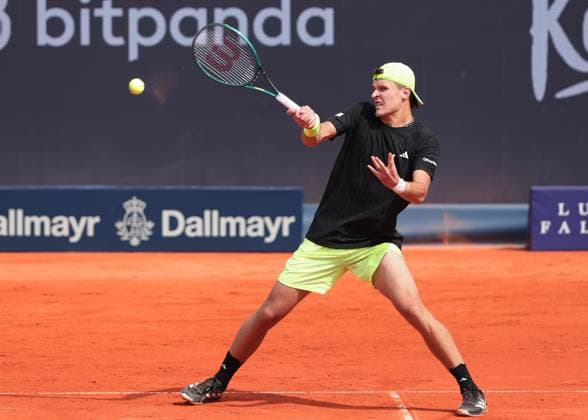 Jakub Mensink (CZE) Tennis - BMW Open 2025 - ATP, Tennis Herren 500 - MTTC Iphitos - Munich - - Germany - 15 April 2025. Copyright: xJuergenxHasenkopfx