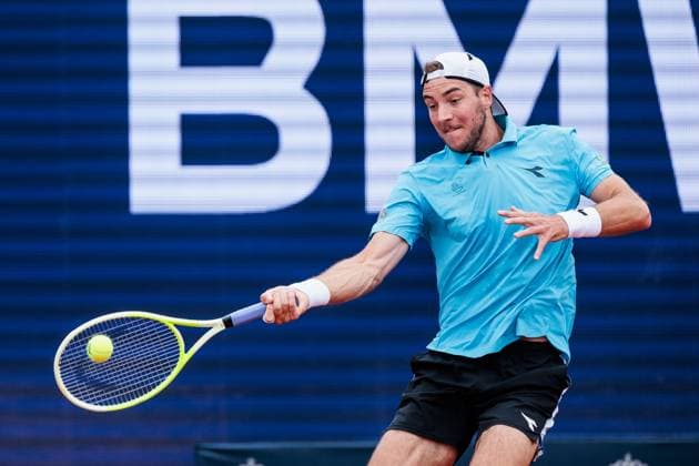 BMW Open München ATP, Tennis Herren 500; 15.04.2025 Jan-Lennard Struff (Deutschland) im Match gegen Francisco Cerundolo (Argentinien) BMW Open by Bitpanda München ATP 500: Tag 4, München, MTTC Iphitos am 15.04.2025 Copyright: xBEAUTIFULxSPORTS Wunderlx