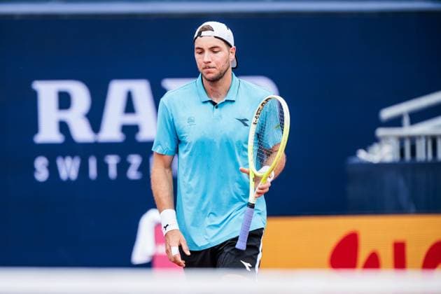 BMW Open München ATP, Tennis Herren 500; 15.04.2025 Jan-Lennard Struff (Deutschland) frustriert im Match gegen Francisco Cerundolo (Argentinien) BMW Open by Bitpanda München ATP 500: Tag 4, München, MTTC Iphitos am 15.04.2025 Copyright: xBEAUTIFULxSPORTS Wunderlx