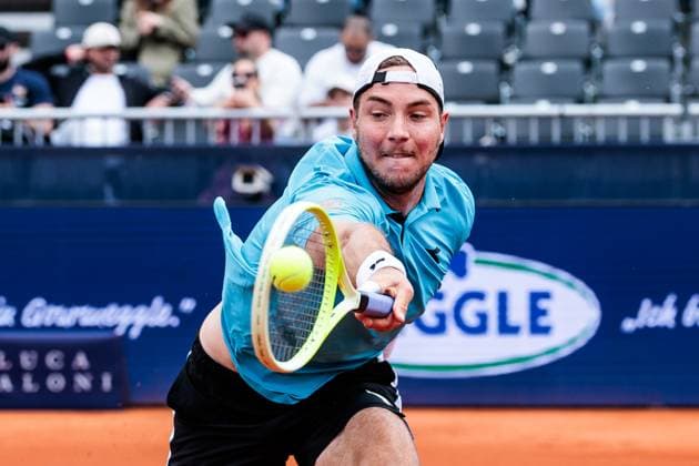 BMW Open München ATP, Tennis Herren 500; 15.04.2025 Jan-Lennard Struff (Deutschland) im Match gegen Francisco Cerundolo (Argentinien) BMW Open by Bitpanda München ATP 500: Tag 4, München, MTTC Iphitos am 15.04.2025 Copyright: xBEAUTIFULxSPORTS Wunderlx