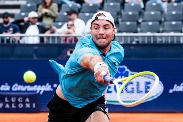 Sport Bilder des Tages BMW Open München ATP, Tennis Herren 500; 15.04.2025 Jan-Lennard Struff (Deutschland) im Match gegen Francisco Cerundolo (Argentinien) BMW Open by Bitpanda München ATP 500: Tag 4, München, MTTC Iphitos am 15.04.2025 Copyright: xBEAUTIFULxSPORTS Wunderlx