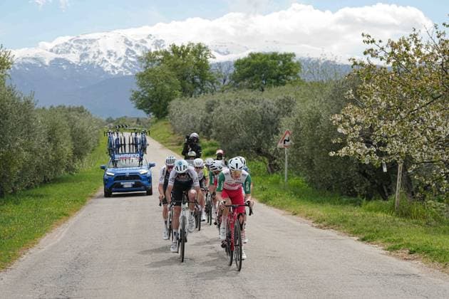 The escape during the Giro d™Abruzzo, stage 1 from Scerni to Crecchio (151 km) - Abruzzo, Italy - Tuesday, April 15, 2025. - cycling .  Copyright: xMarcoxAlpozzi LaPressex